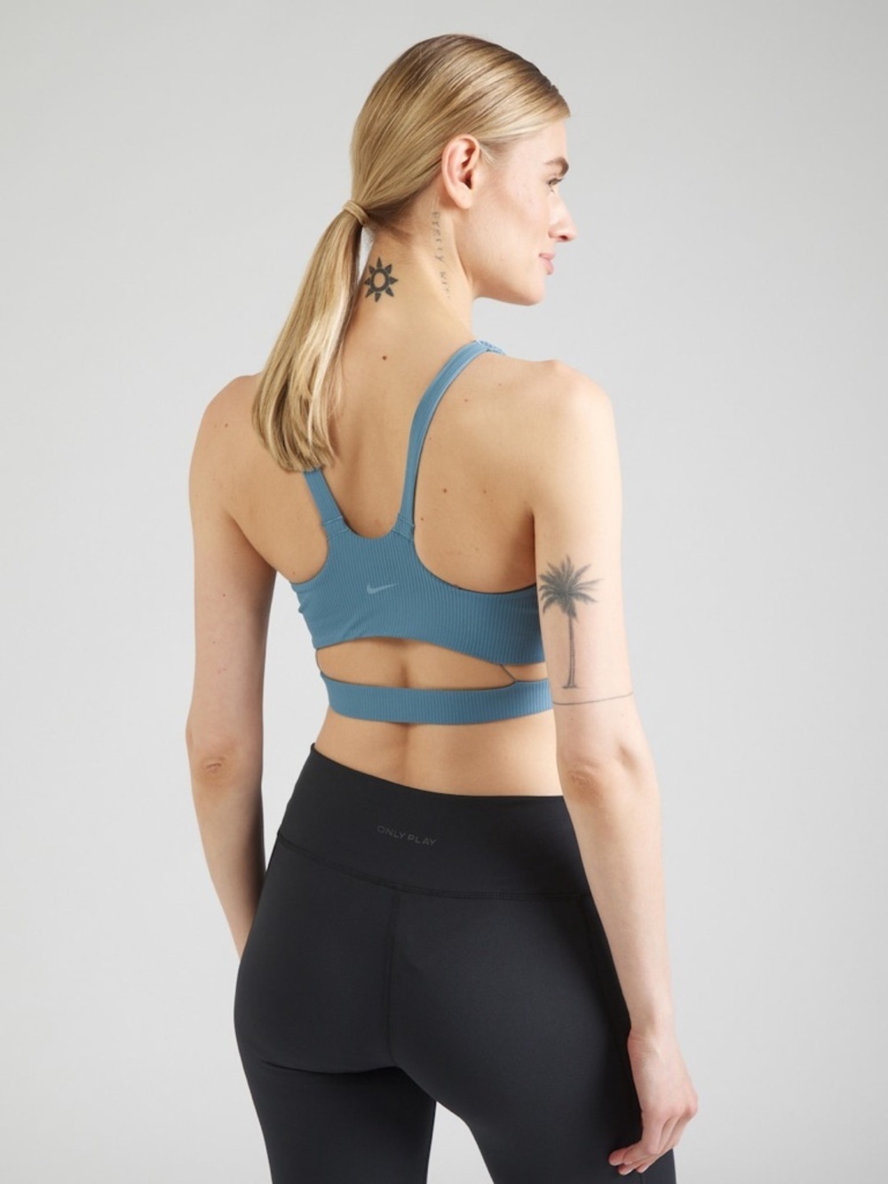 NWT Nike Zenvy in Sky Blue Ribbed V‑Neck Cutout Wireless Racerback Sports Bra Sm - Picture 5 of 12